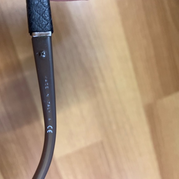 Chanel sunglasses, used condition, silver . - Picture 4 of 14